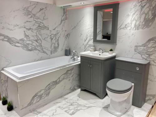 325261108 728716552000769 4435767624555370552 n