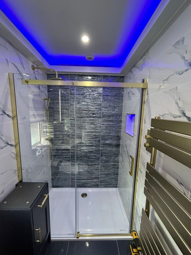 bathroom tiles blackpool