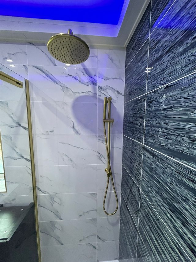 bathroom suite blackpool